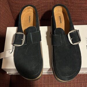 NEW  Women's Black Suede Slide On Mules with Buckle Size 9.5 Sonoma